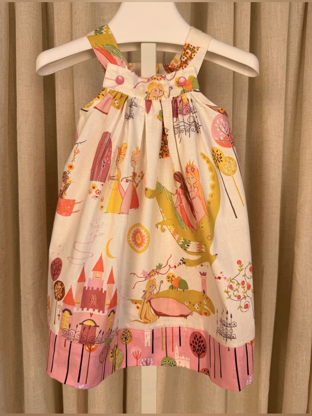 NIKKILOO DESIGNS Cream & Prink *PRINCESS & DRAGON* Print Sun Dress Size S NWOT